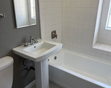 5217 Hollywood Boulevard - Photo Thumbnail 11