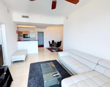 1551 N Flagler Ph L3 Drive - Photo Thumbnail 2