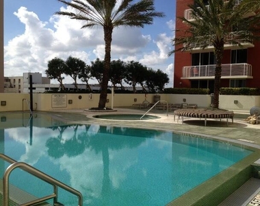 1551 N Flagler Ph L3 Drive - Photo Thumbnail 10