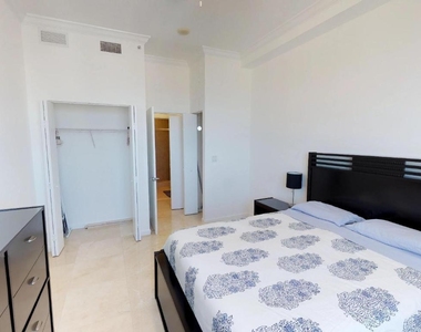 1551 N Flagler Ph L3 Drive - Photo Thumbnail 6