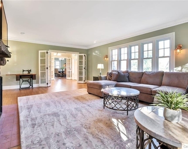 245 E Townline Road - Photo Thumbnail 10