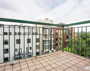 52 Monitor Street - Photo Thumbnail 12