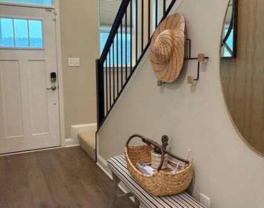 33022 Daytona Lane - Photo Thumbnail 20