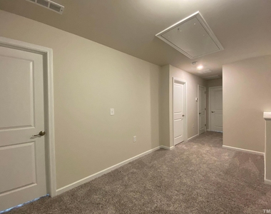 908 Clearhaven Lane - Photo Thumbnail 23