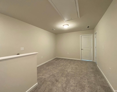 908 Clearhaven Lane - Photo Thumbnail 24