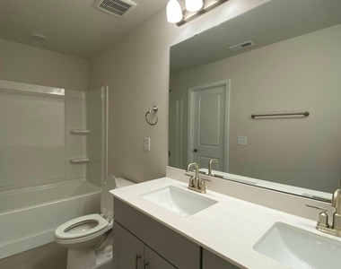 908 Clearhaven Lane - Photo Thumbnail 27