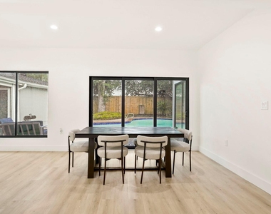 3327 Freshmeadows Drive - Photo Thumbnail 13