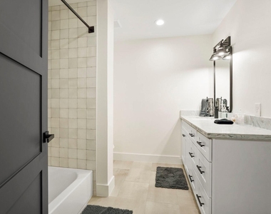 3327 Freshmeadows Drive - Photo Thumbnail 17