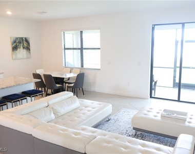 13802 Pine Lodge Lane - Photo Thumbnail 18