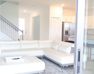 13802 Pine Lodge Lane - Photo Thumbnail 38