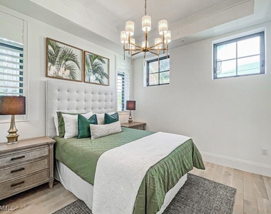 875 6th Avenue S - Photo Thumbnail 20