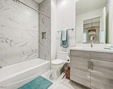 875 6th Avenue S - Photo Thumbnail 19