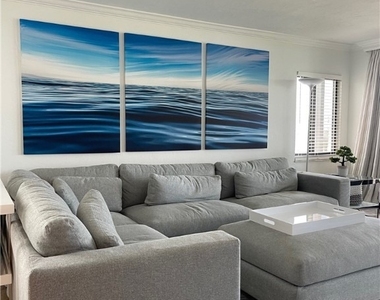 10525 Gulf Shore Drive - Photo Thumbnail 3