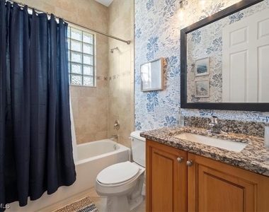 6670 Marbella Lane - Photo Thumbnail 15