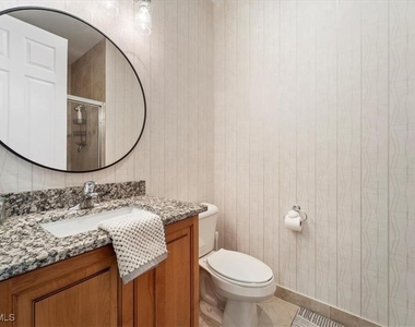 6670 Marbella Lane - Photo Thumbnail 17