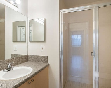 1220 Reserve Way - Photo Thumbnail 15