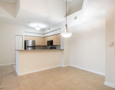 1220 Reserve Way - Photo Thumbnail 7