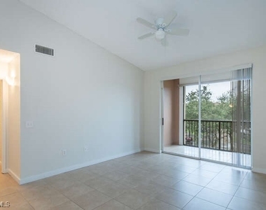 1220 Reserve Way - Photo Thumbnail 3