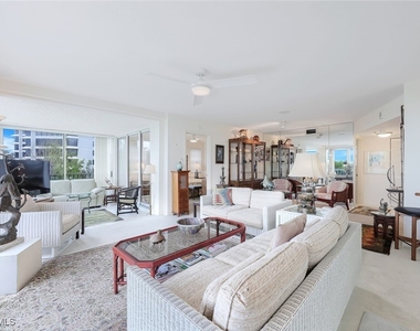 5501 Heron Point Drive - Photo Thumbnail 3