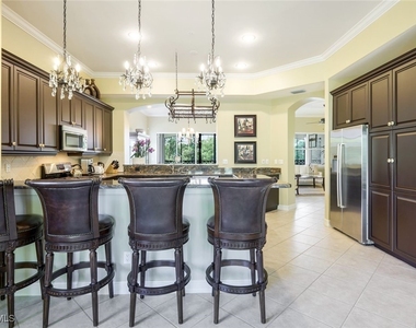 2826 Tiburon Boulevard E - Photo Thumbnail 7