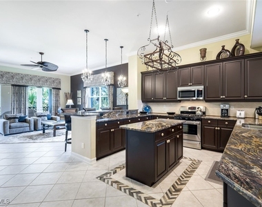 2826 Tiburon Boulevard E - Photo Thumbnail 5