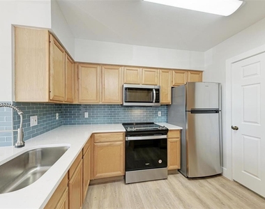 3005 Chianti Court - Photo Thumbnail 9