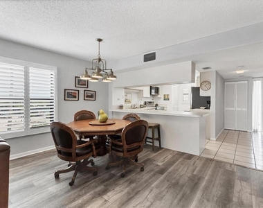 6480 Midnight Pass Road - Photo Thumbnail 21