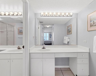 6480 Midnight Pass Road - Photo Thumbnail 25