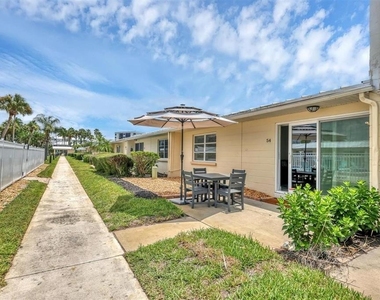 5830 Midnight Pass Road - Photo Thumbnail 14