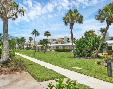 5830 Midnight Pass Road - Photo Thumbnail 16