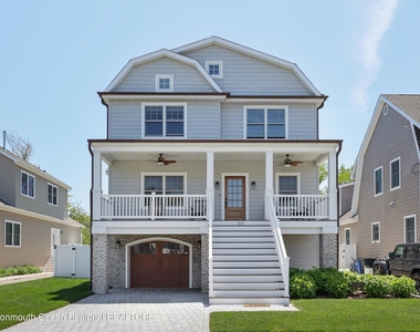 155 Osborne Avenue - Photo Thumbnail 2