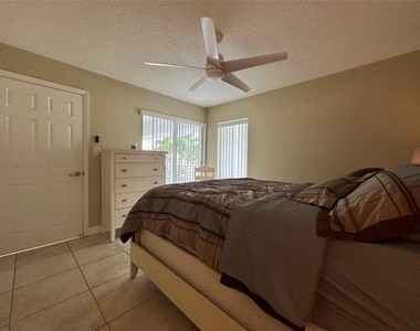 17801 N Bay Road - Photo Thumbnail 35