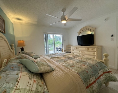 17801 N Bay Road - Photo Thumbnail 28