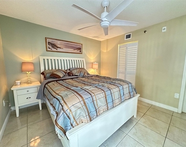 17801 N Bay Road - Photo Thumbnail 37