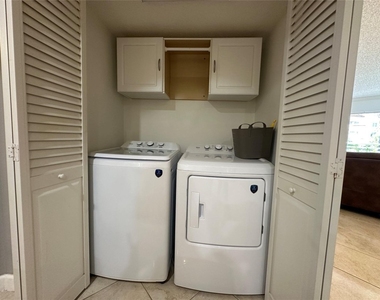 17801 N Bay Road - Photo Thumbnail 43