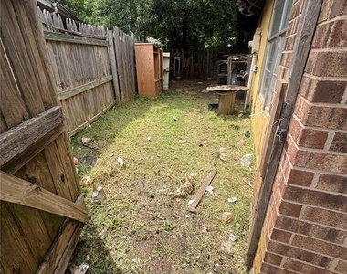 6218 Se 47th Street - Photo Thumbnail 1