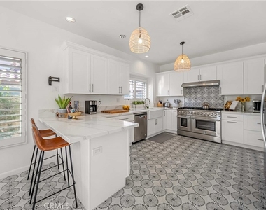 43640 Milan Ct - Photo Thumbnail 18