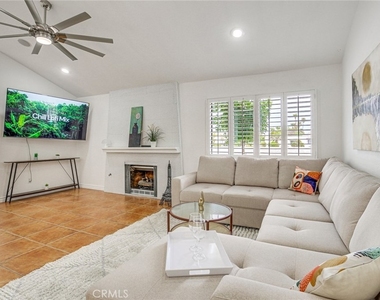 1123 E El Cid - Photo Thumbnail 6