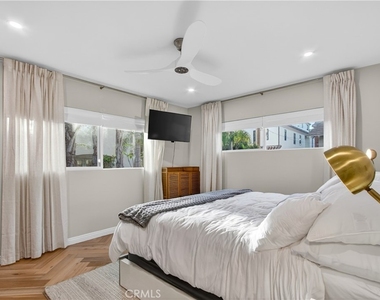 225 Iris Avenue - Photo Thumbnail 17