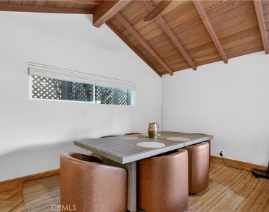 225 Iris Avenue - Photo Thumbnail 7