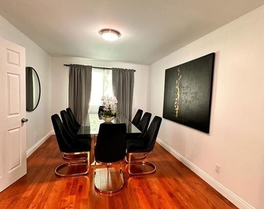 5757 Agnes Avenue - Photo Thumbnail 8