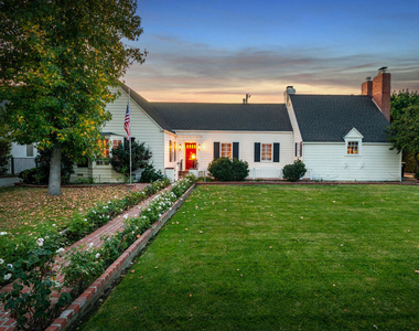 4649 Sancola Avenue - Photo Thumbnail 1