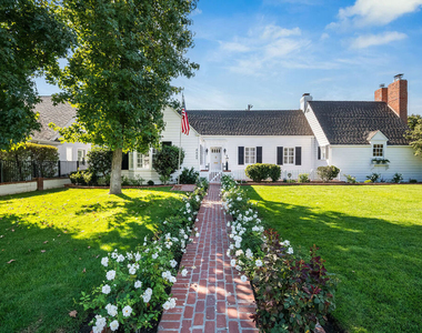 4649 Sancola Avenue - Photo Thumbnail 56