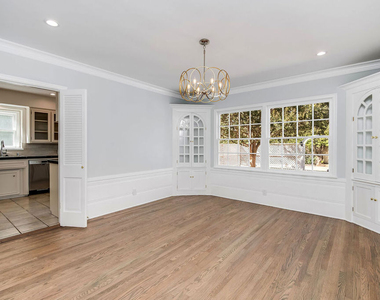4649 Sancola Avenue - Photo Thumbnail 19