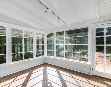 4649 Sancola Avenue - Photo Thumbnail 30
