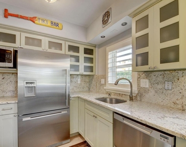 6520 N Ocean Boulevard - Photo Thumbnail 7