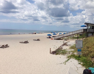 6520 N Ocean Boulevard - Photo Thumbnail 2