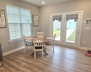 262 Pansy Park - Photo Thumbnail 5