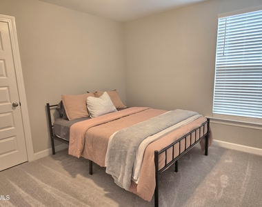 262 Pansy Park - Photo Thumbnail 13