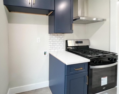 4704 Greenbriar - Photo Thumbnail 5